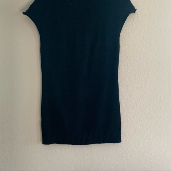 Metric Short Sleeve Scoop Neck Knit Tunic Top size Medium Black - Picture 4 of 10